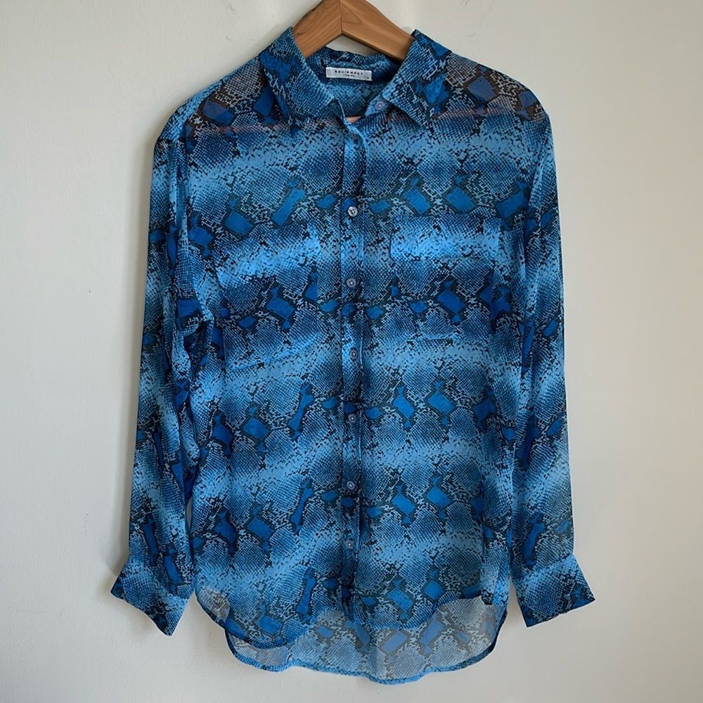 Equipment Femme 100% Silk Sheer Blue Snake Skin Print Button Down Blouse Size S